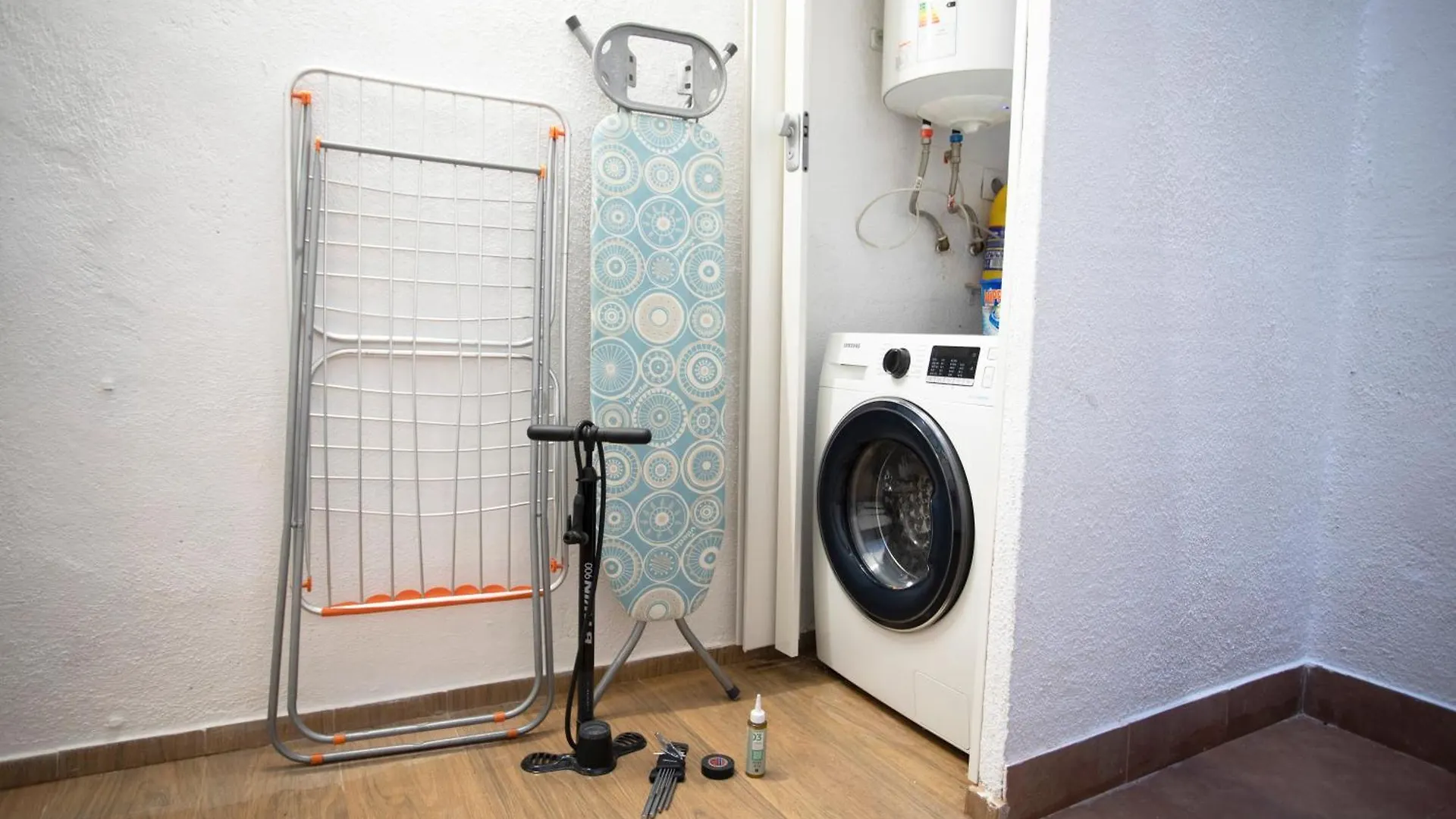 Flateli Portal Nou Apartment Girona Spain