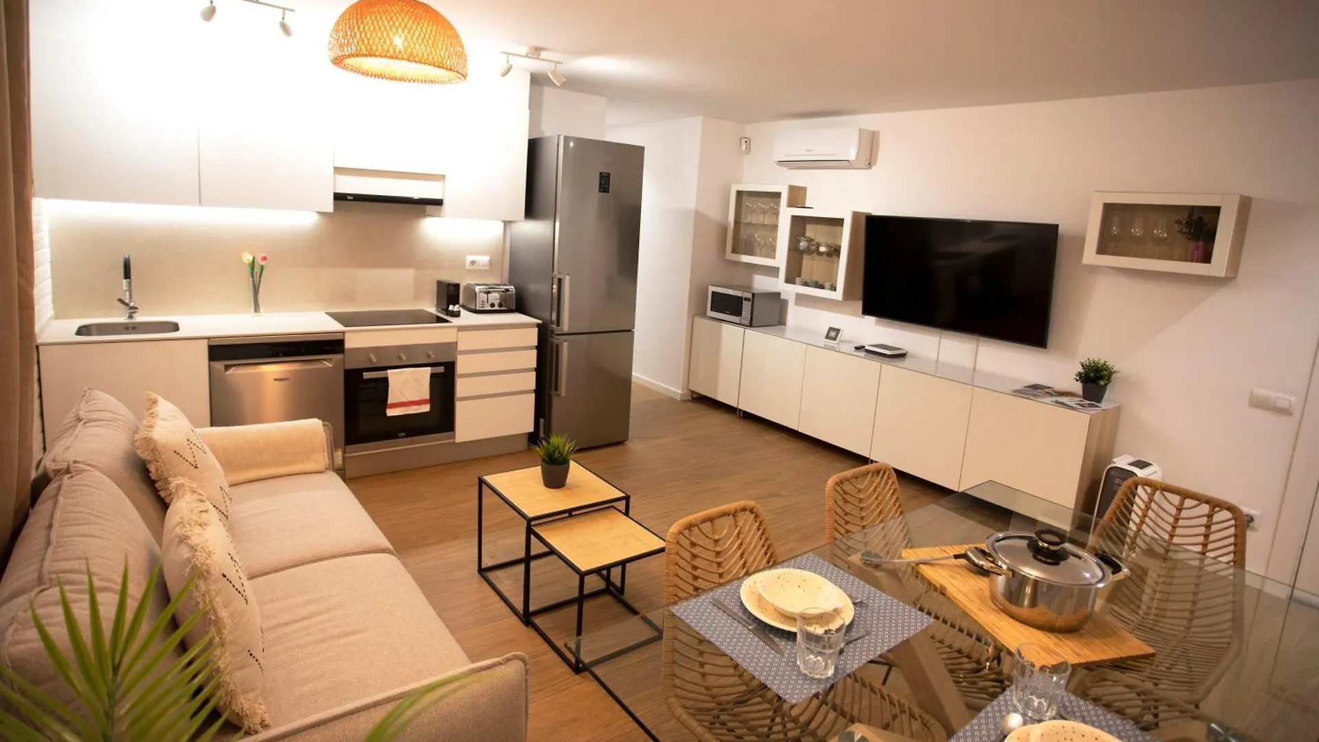 Flateli Portal Nou Apartment Girona 0*,