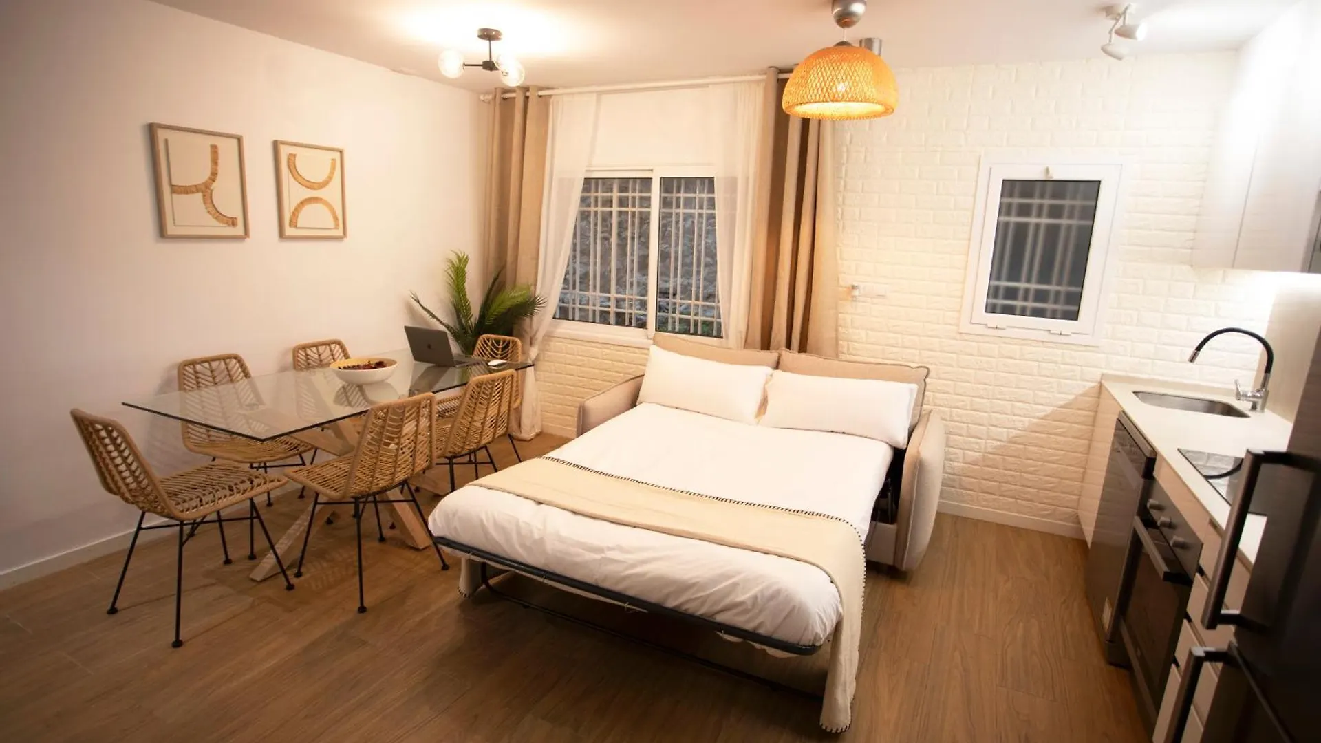 Flateli Portal Nou Apartment Girona